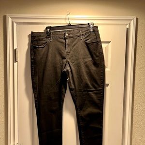 Levi’s 711 skinny jeans size 20W